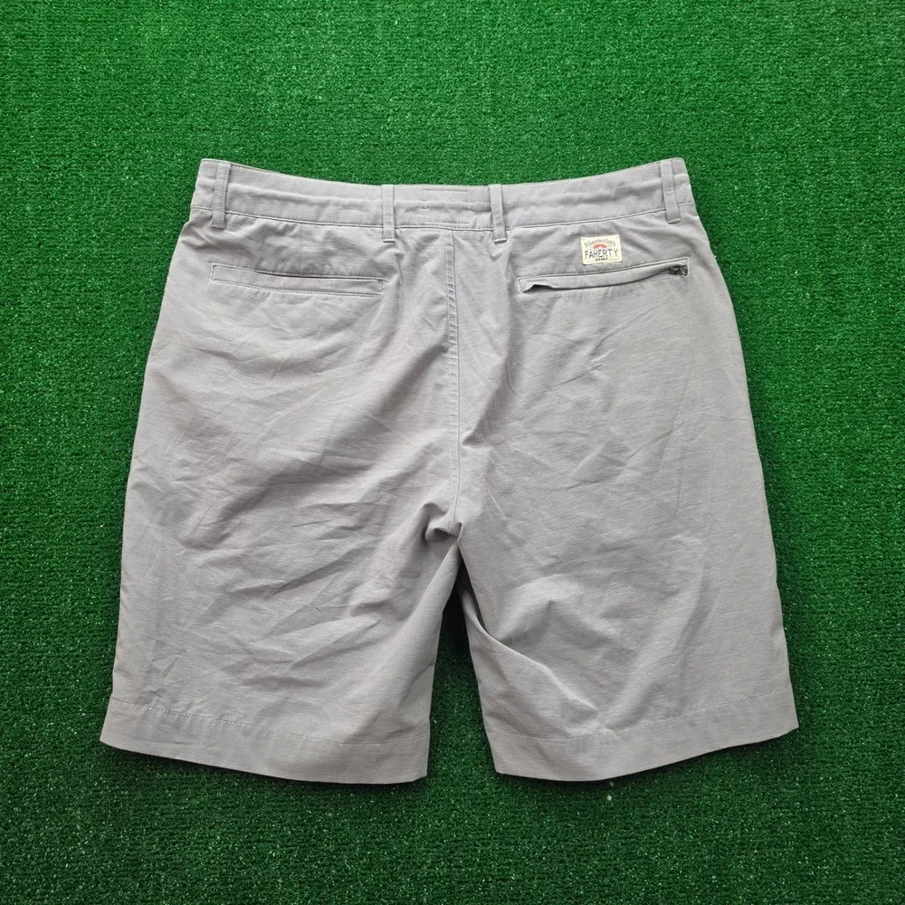 Faherty All Day Hybrid Shorts Mens 33 Gray Blue Flat Front Stretch Casual